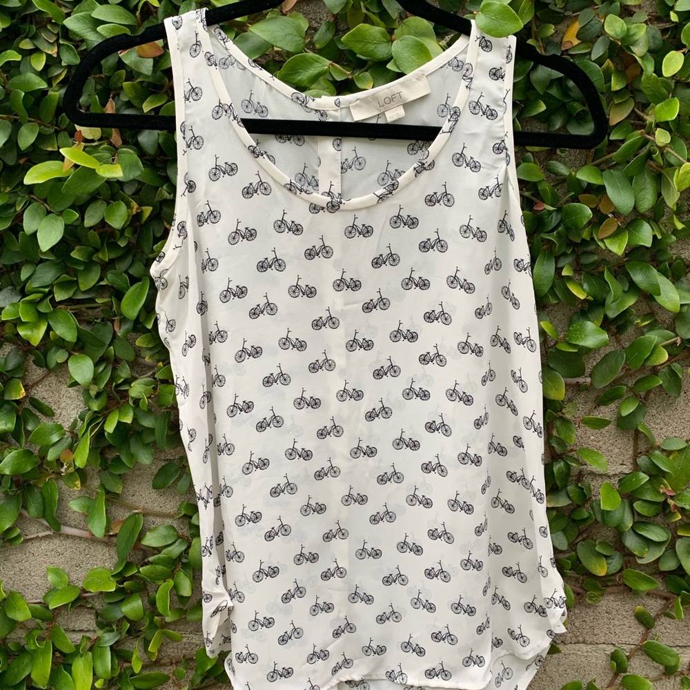 LOFT | XS Sleeveless Bicycle Print Blouse